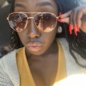Meet your Posher, Keesha